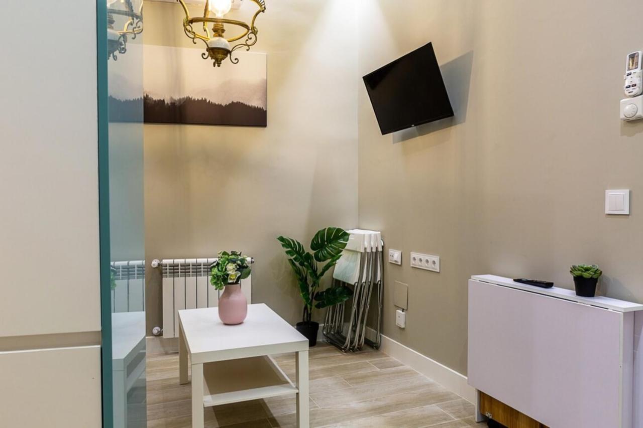 Cosy 2 Bedroom Apartment In Chamberi マドリード エクステリア 写真