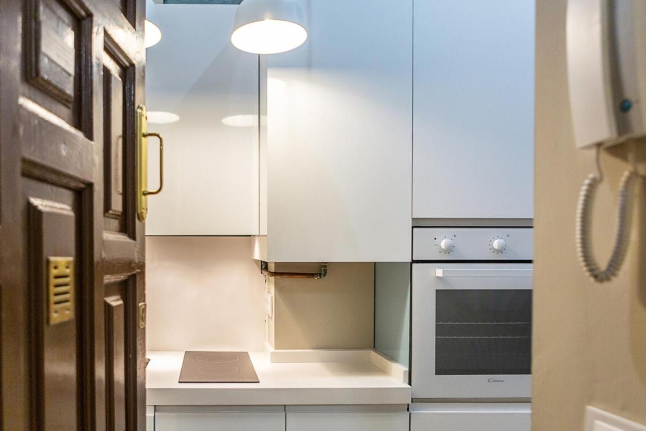 Cosy 2 Bedroom Apartment In Chamberi マドリード エクステリア 写真
