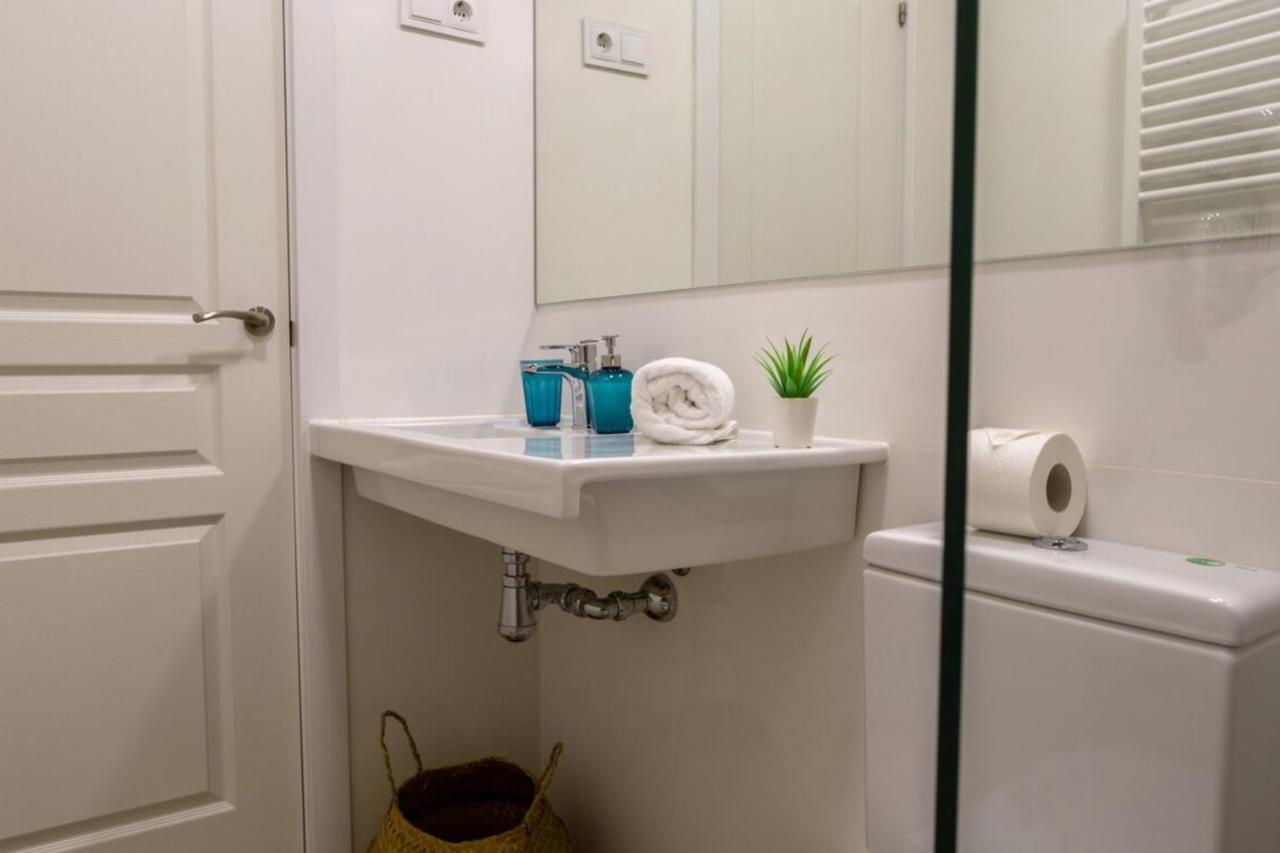 Cosy 2 Bedroom Apartment In Chamberi マドリード エクステリア 写真